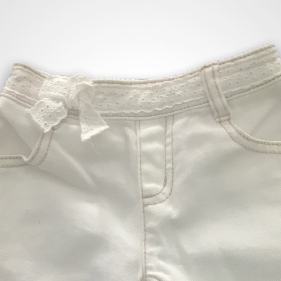 4/$20🥳 Gymboree White Straight  Leg Jeans - Picture 2 of 3